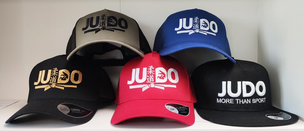 Бейсболка Judo разных цветов