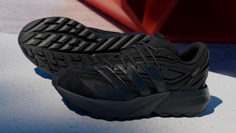 Кроссовки для бега adidas LIGHTBLAZE JP7772