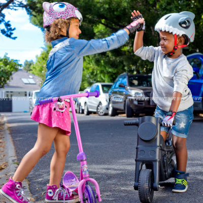 Детские защитные шлемы Crazy Safety White Shark и Pink Leopard