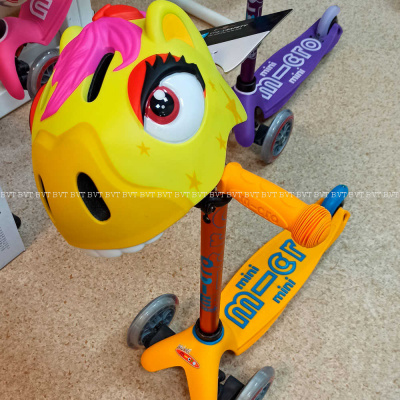 Детский шлем Crazy Safety и самокат Mini Micro Deluxe