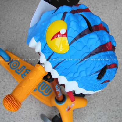 Детский велосипедный шлем Crazy Safety Blue Dragon (естественное освещение)